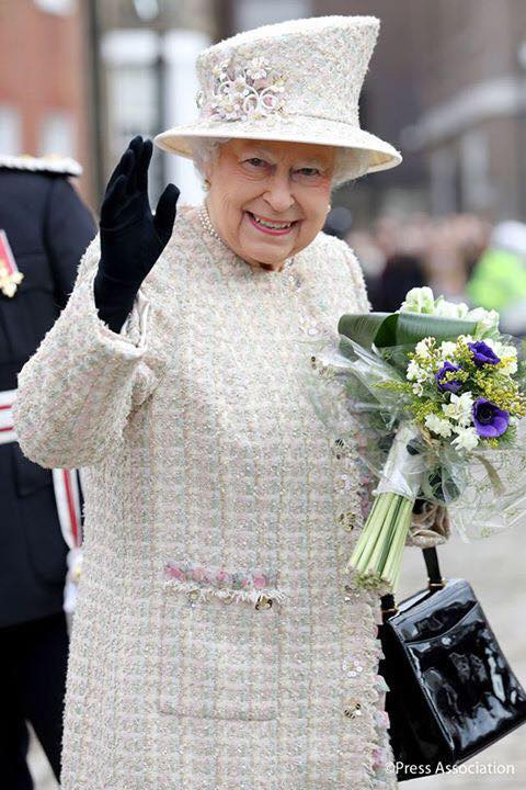 A WORTHY LIFE : Her Royal Majesty, Queen Elizabeth II, Queen of the ...
